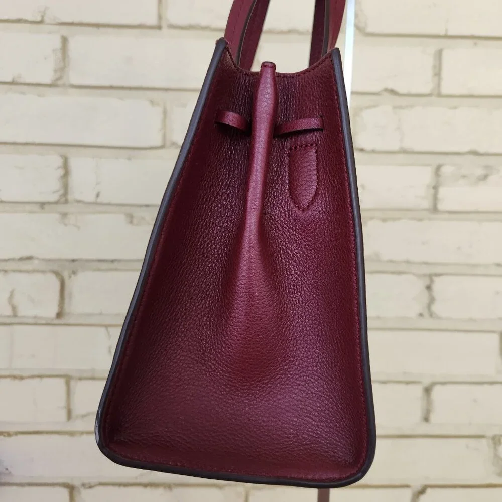 Like New Kate Spade NY Hayes Street Blackberry Shoulder Bag Purse